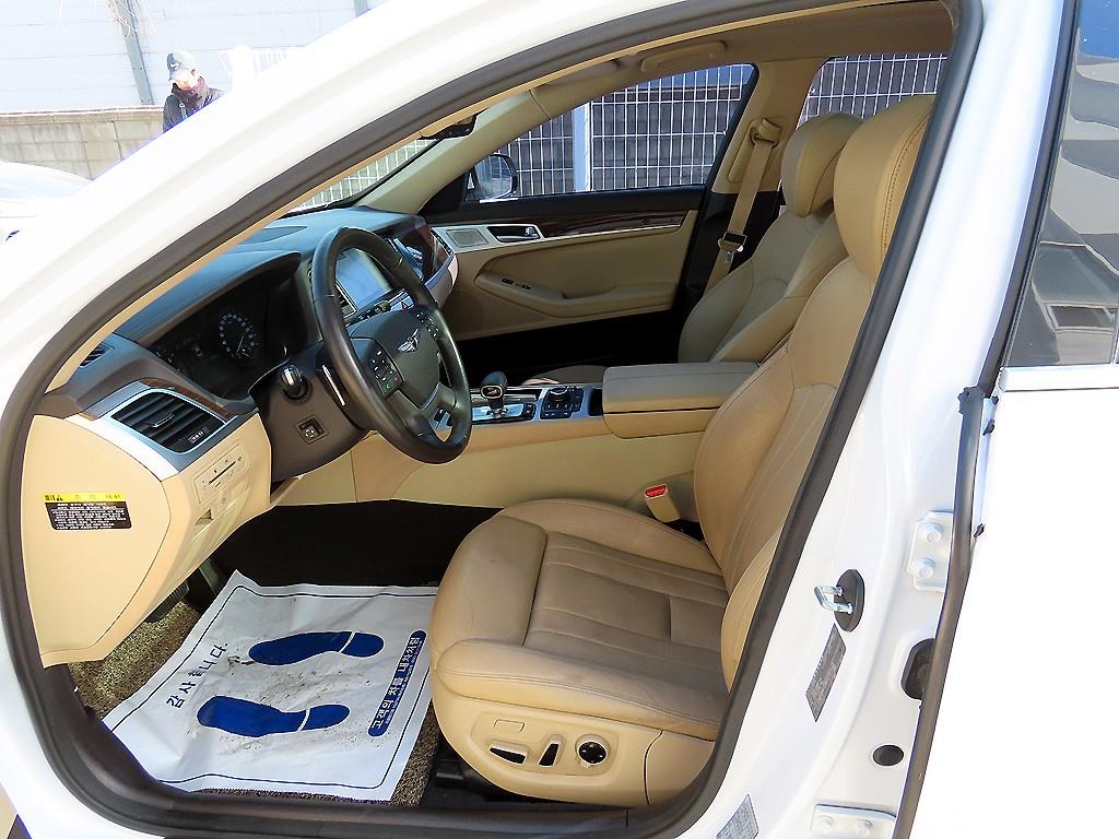 Genesis G80 - Vista 5