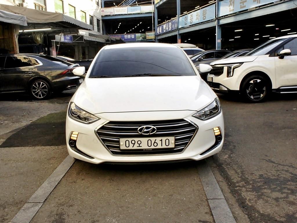 HYUNDAI Avante 2016 Blanco - Importación desde Corea - HF Imports Iquique - Foto 1