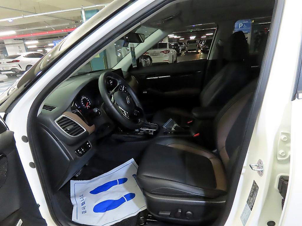 KIA Seltos - Vista 6