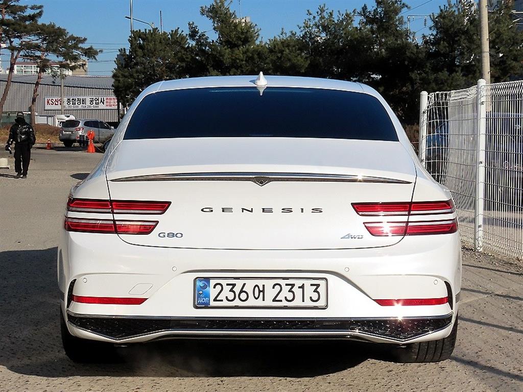 Genesis G80 - Vista 4