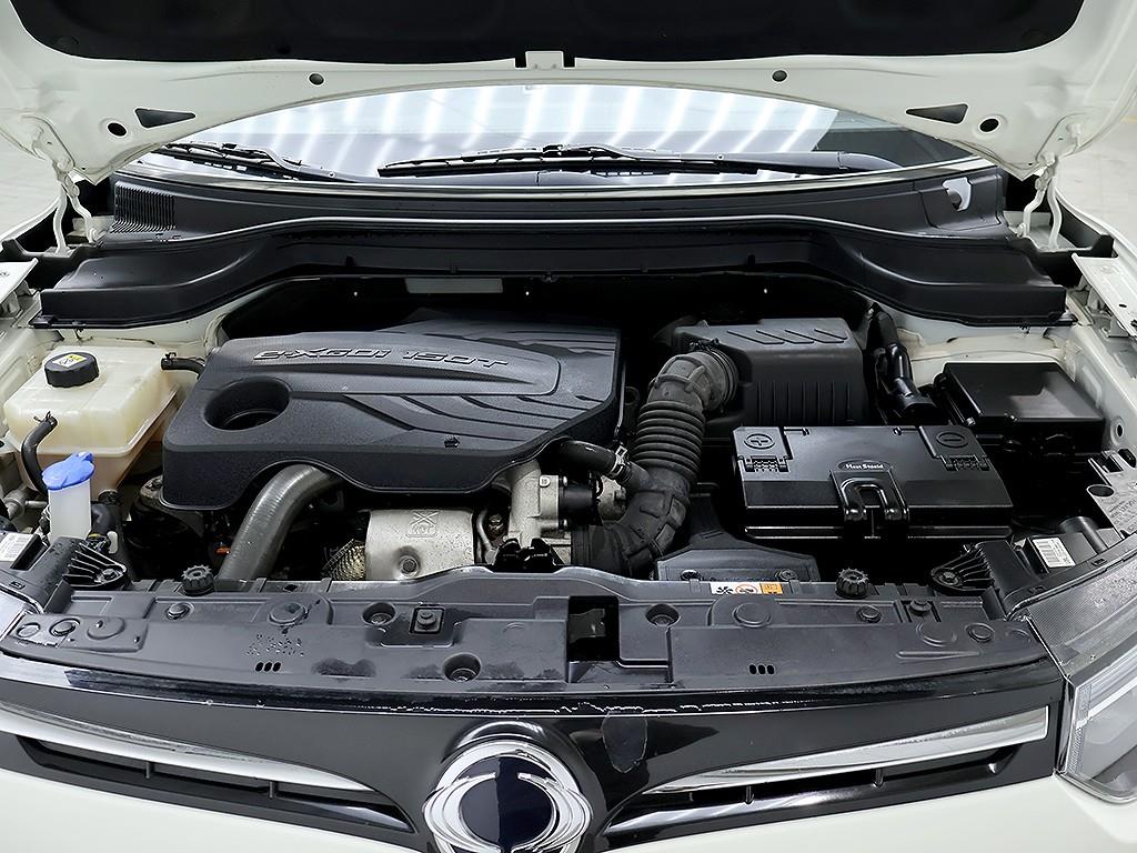 Ssangyong Tivoli 2020 Blanco - Importación desde Corea - HF Imports Iquique - Foto 7