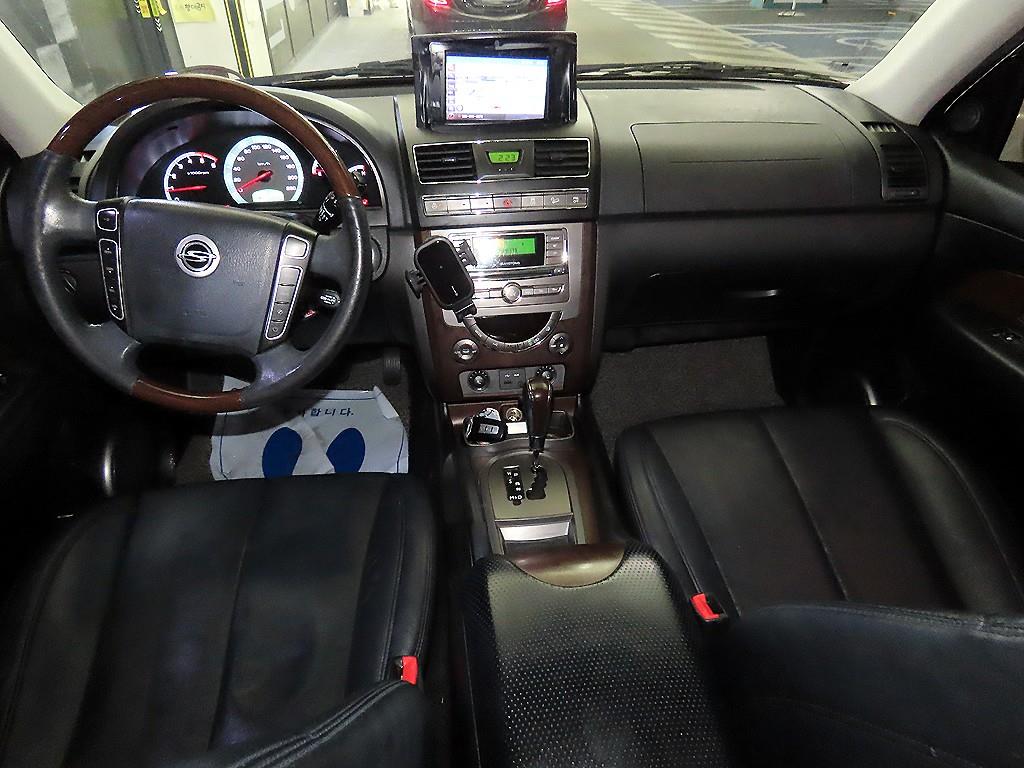 Ssangyong Rexton - Vista 10