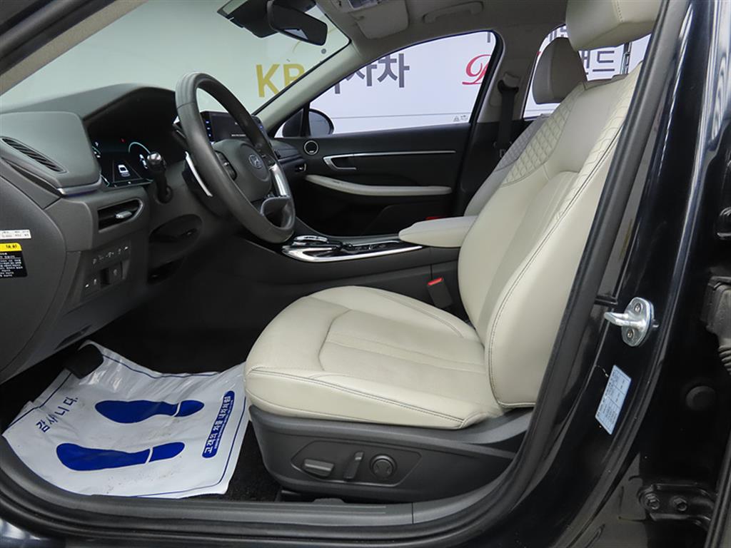 HYUNDAI Sonata - Vista 5