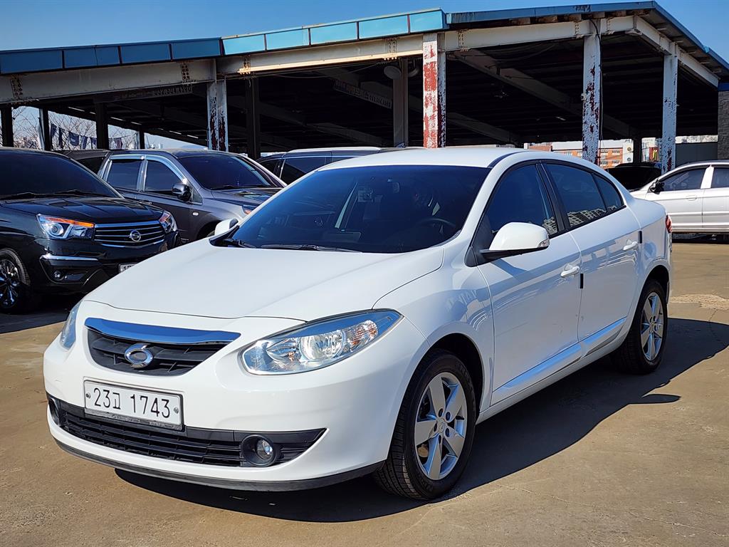 SAMSUNG SM3 2012 Blanco - Importación desde Corea - HF Imports Iquique - Foto 1