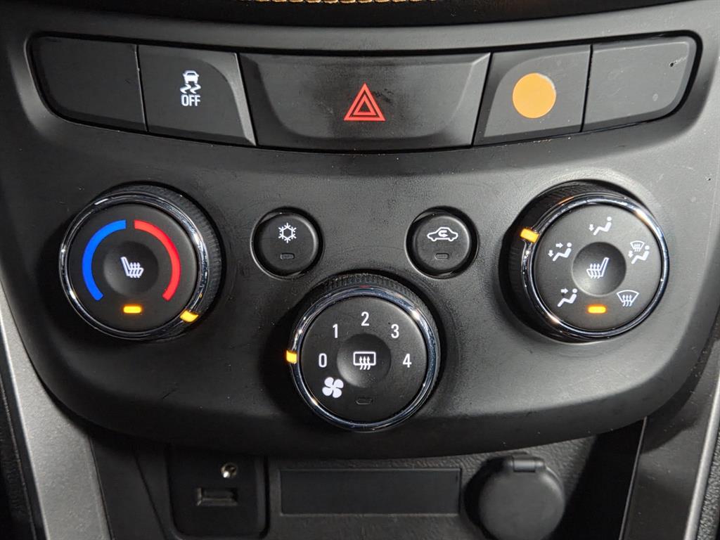 Chevrolet Trax 2017 Rojo - Importación desde Corea - HF Imports Iquique - Foto 17