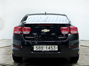 Chevrolet Malibu - Vista 6