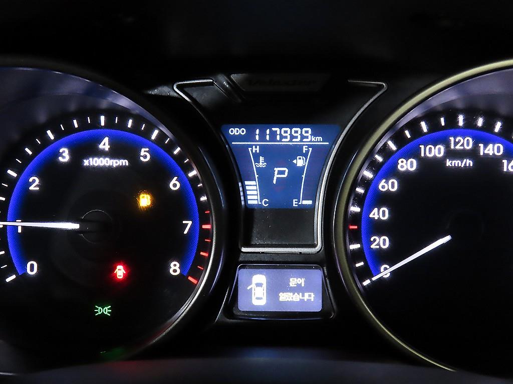 HYUNDAI Veloster - Vista 9