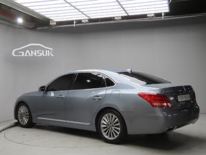 HYUNDAI Equus - Vista 6