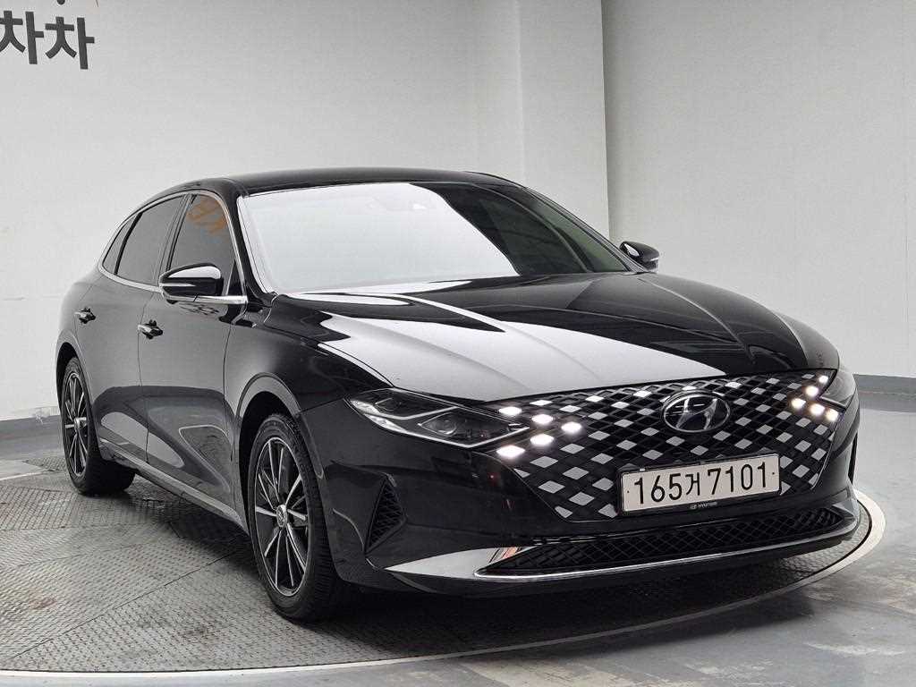 HYUNDAI Grandeur - Vista 4