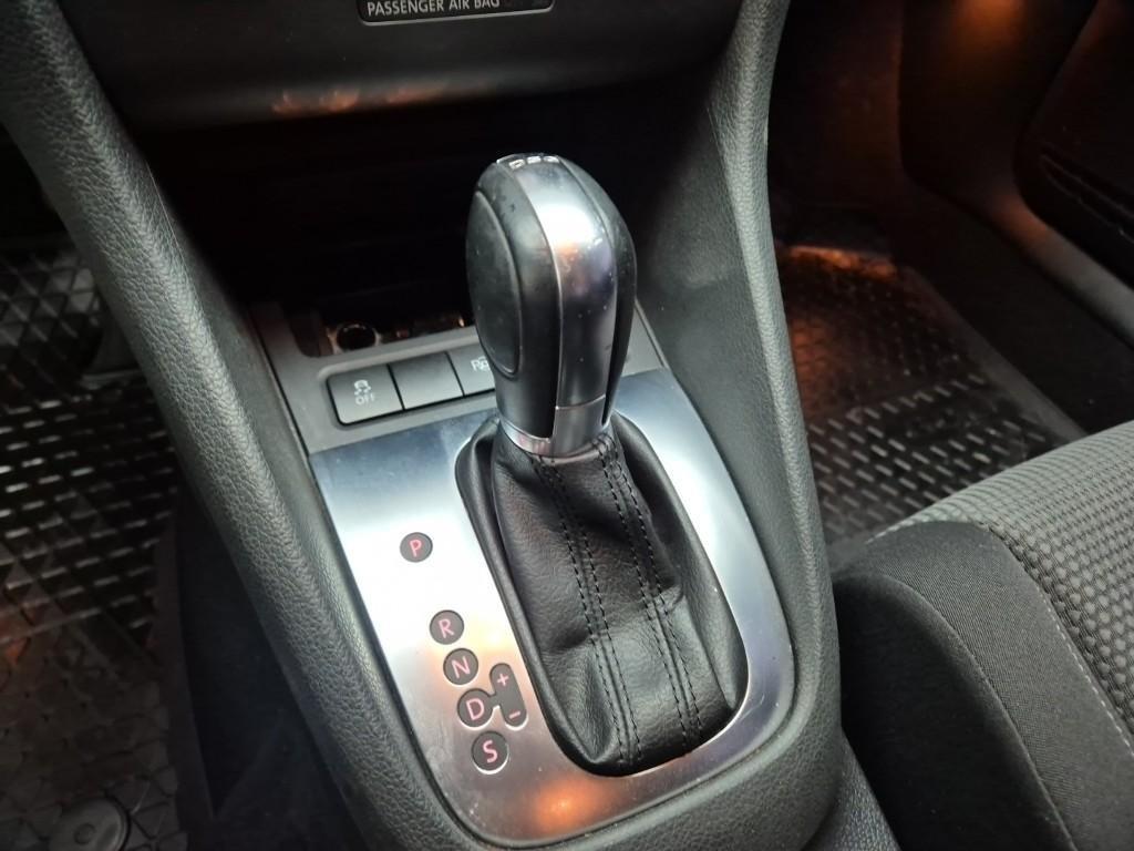 Volkswagen Golf 2013 Negro - Importación desde Corea - HF Imports Iquique - Foto 16