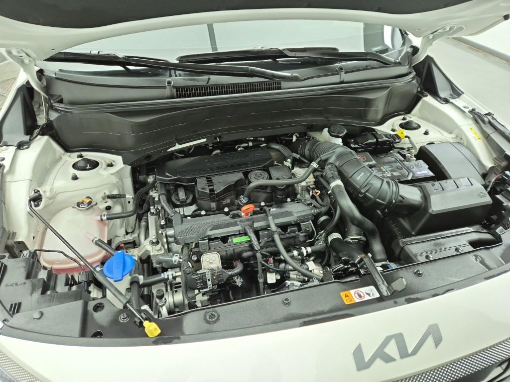 KIA Seltos - Vista 6