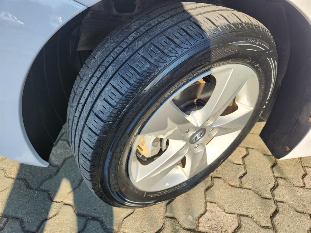 HYUNDAI Avante 2012 Blanco - Importación desde Corea - HF Imports Iquique - Foto 18