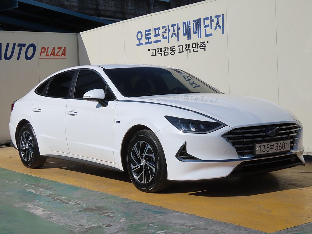 HYUNDAI Sonata 2020 Blanco - Importación desde Corea - HF Imports Iquique - Foto 1