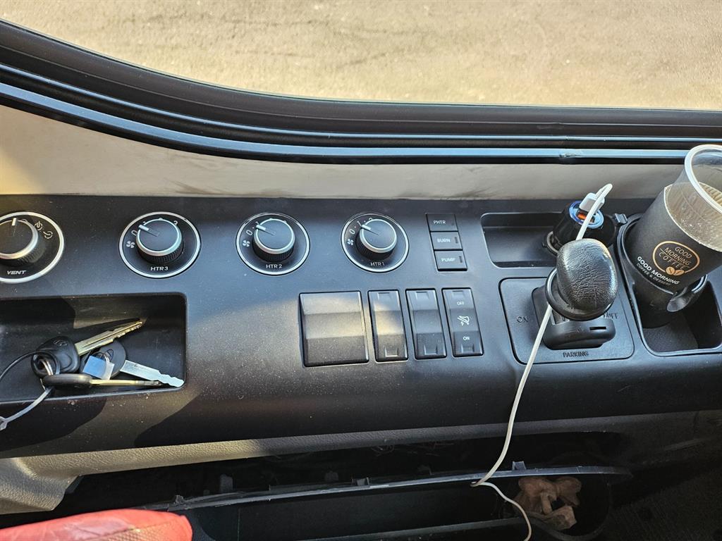 medium and large bus Medium-sized Hyundai Bus 2014 Amarillo - Importación desde Corea - HF Imports Iquique - Foto 13