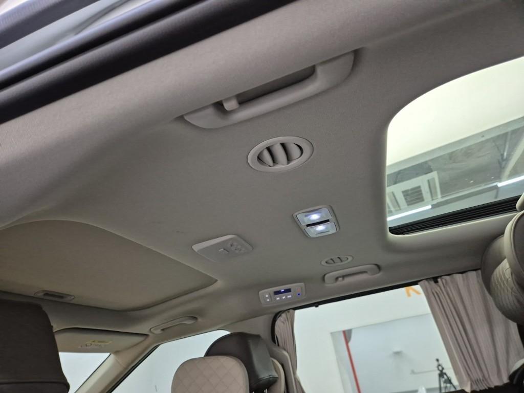 KIA Carnival 2024 Blanco - Importación desde Corea - HF Imports Iquique - Foto 13