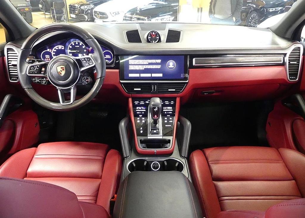 Porsche Cayenne - Vista 4