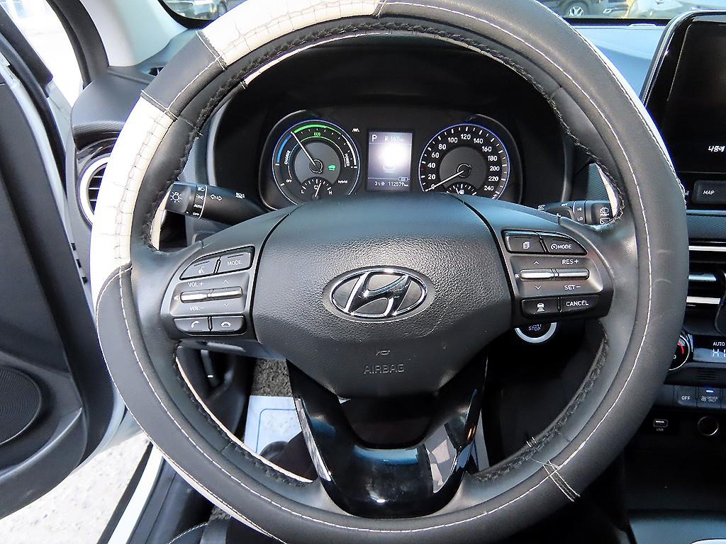 HYUNDAI Kona - Vista 8