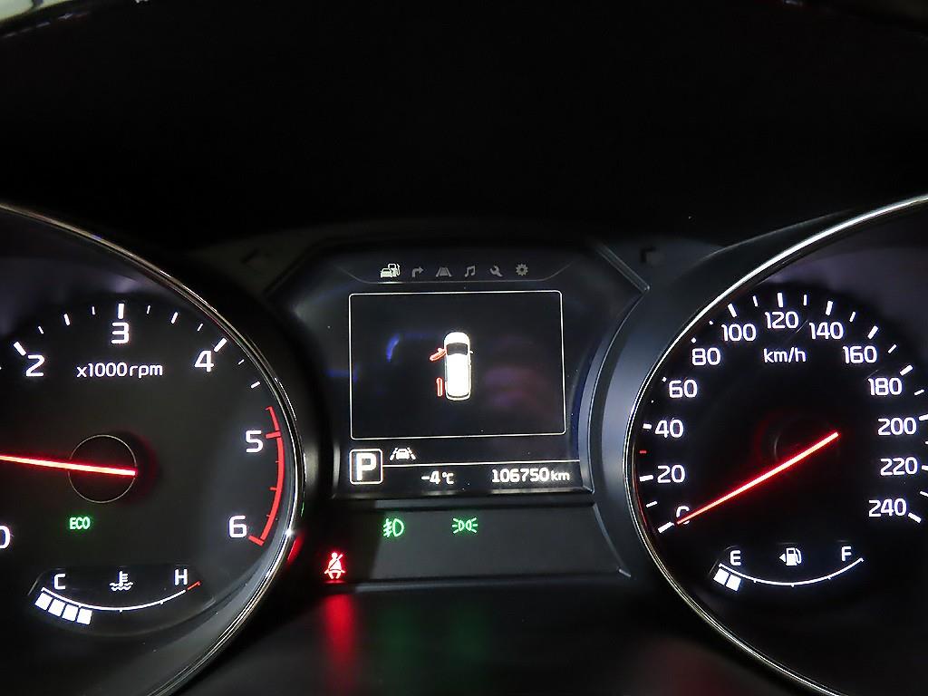 KIA Carnival 2016 Blanco - Importación desde Corea - HF Imports Iquique - Foto 9