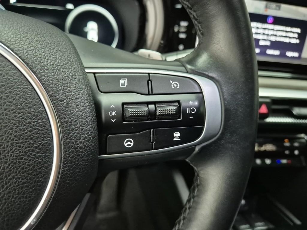 KIA K5 2023 Negro - Importación desde Corea - HF Imports Iquique - Foto 16