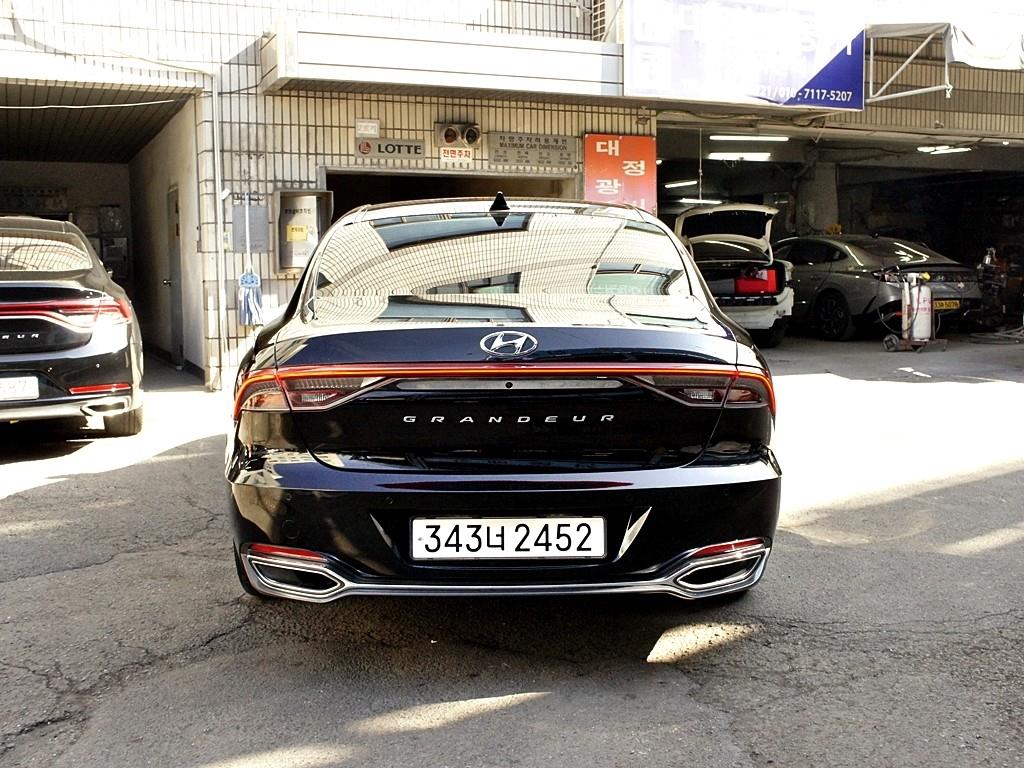 HYUNDAI Grandeur - Vista 5