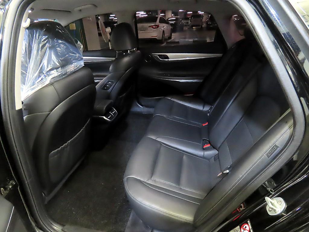 HYUNDAI Grandeur - Vista 7