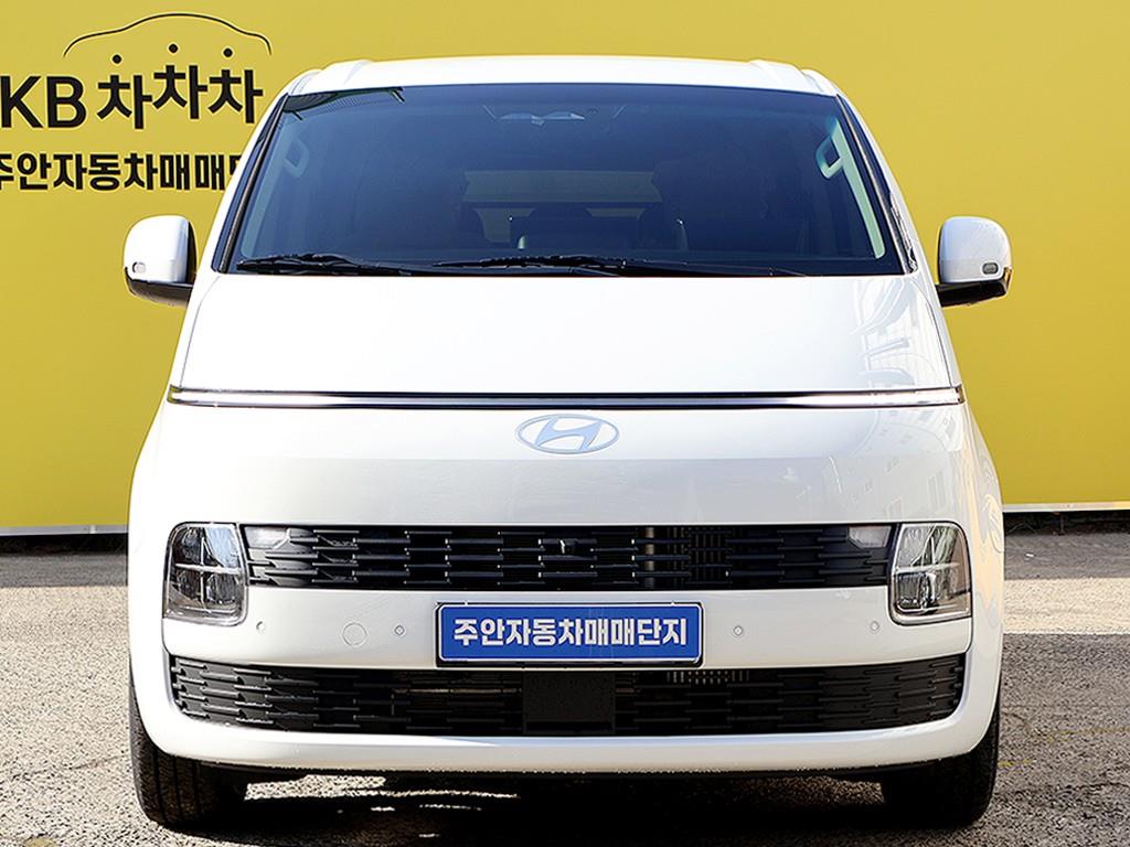 HYUNDAI Staria 2026 Blanco - Importación desde Corea - HF Imports Iquique - Foto 1