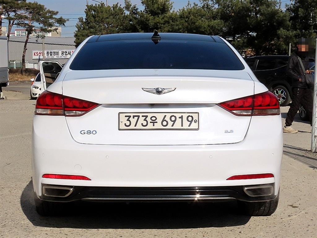 Genesis G80 - Vista 4