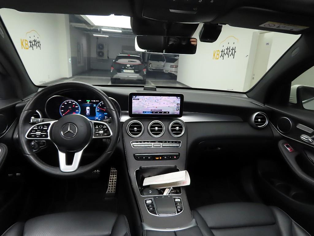 Mercedes Benz GLC Class - Vista 7