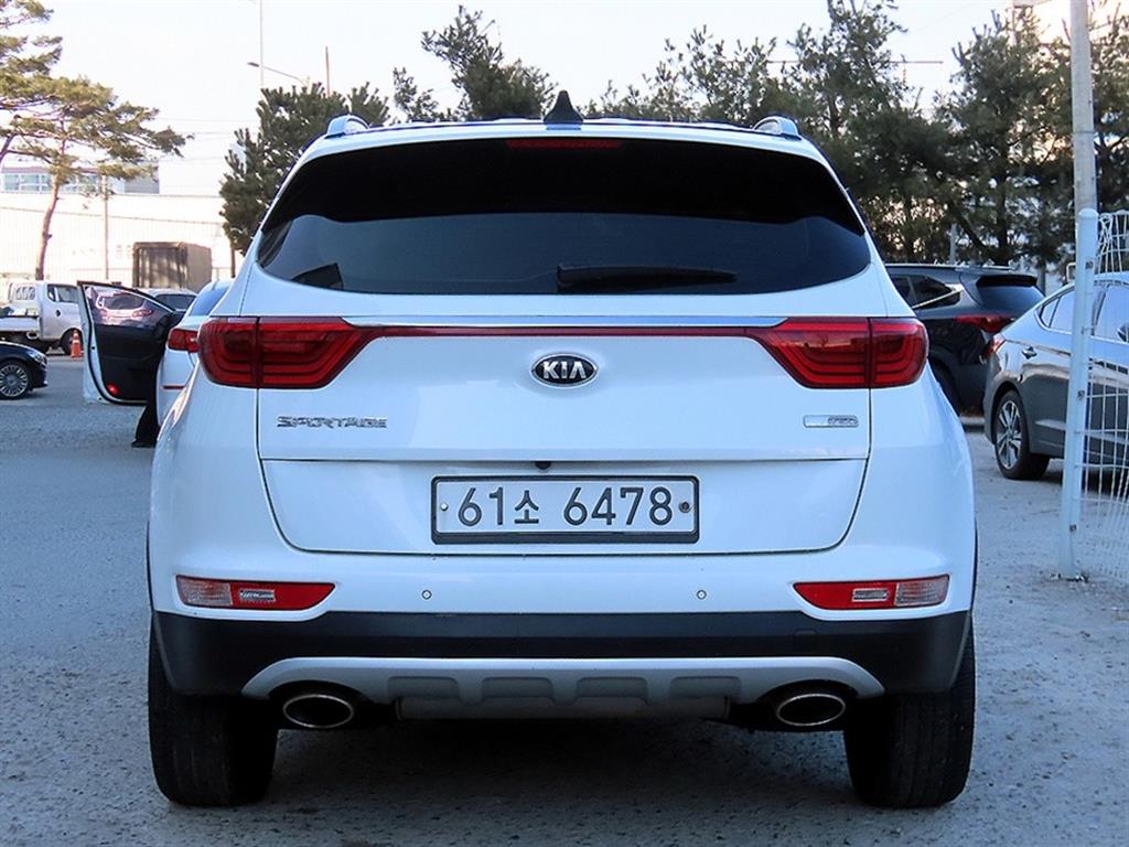 KIA Sportage - Vista 4