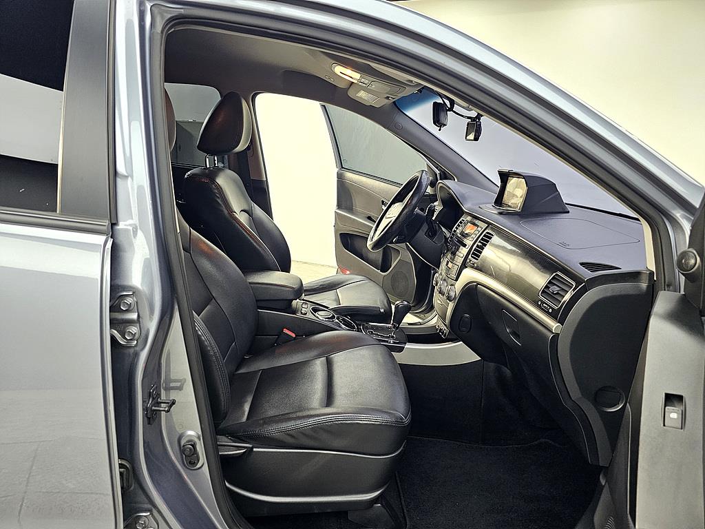 Ssangyong Korando - Vista 11