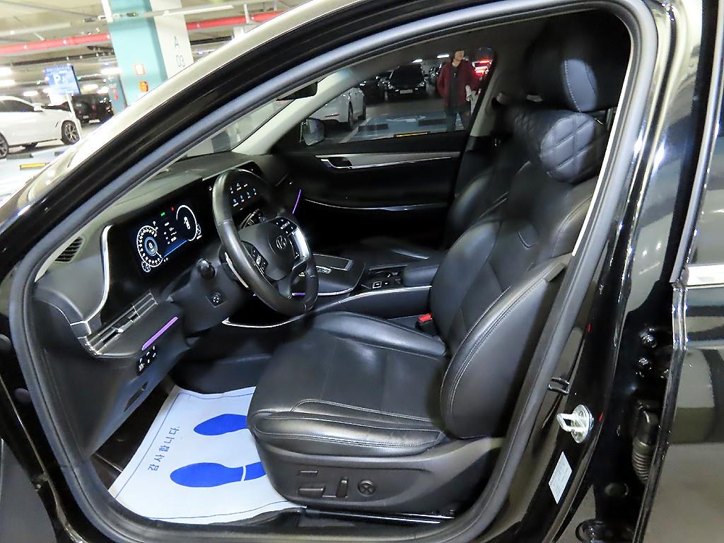 HYUNDAI Grandeur - Vista 6