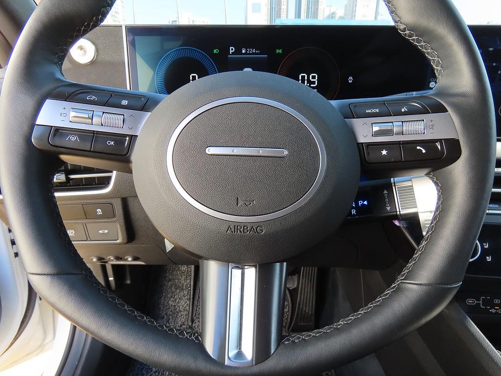 HYUNDAI Sonata - Vista 10