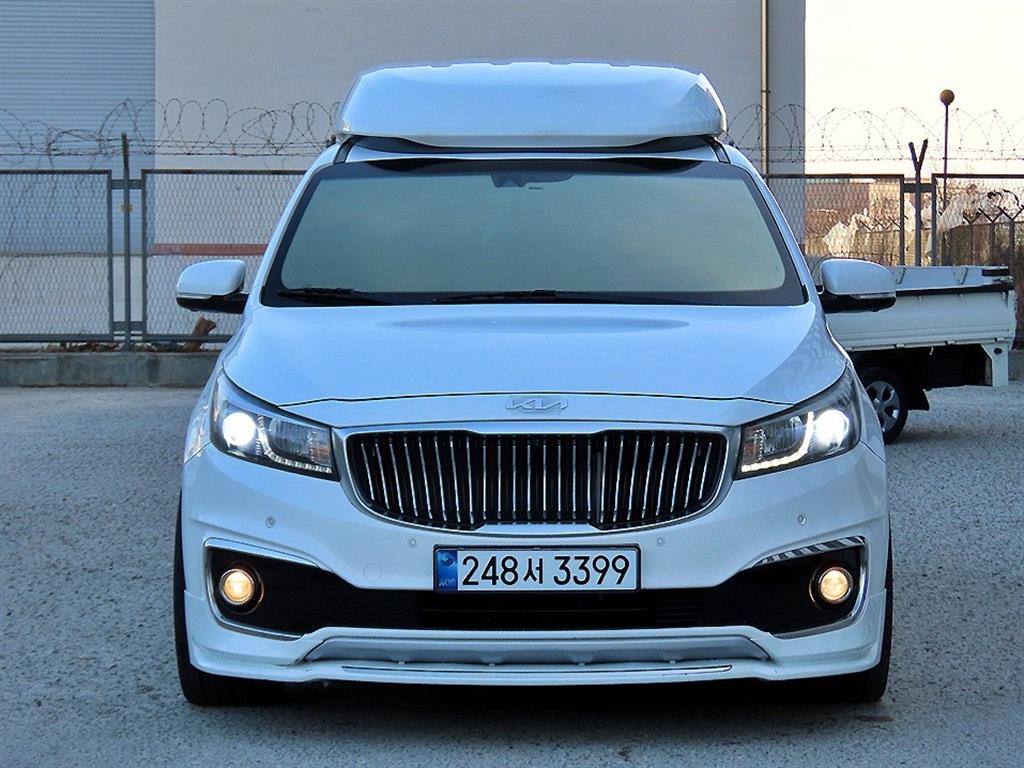 KIA Carnival 2018 Blanco - Importación desde Corea - HF Imports Iquique - Foto 1