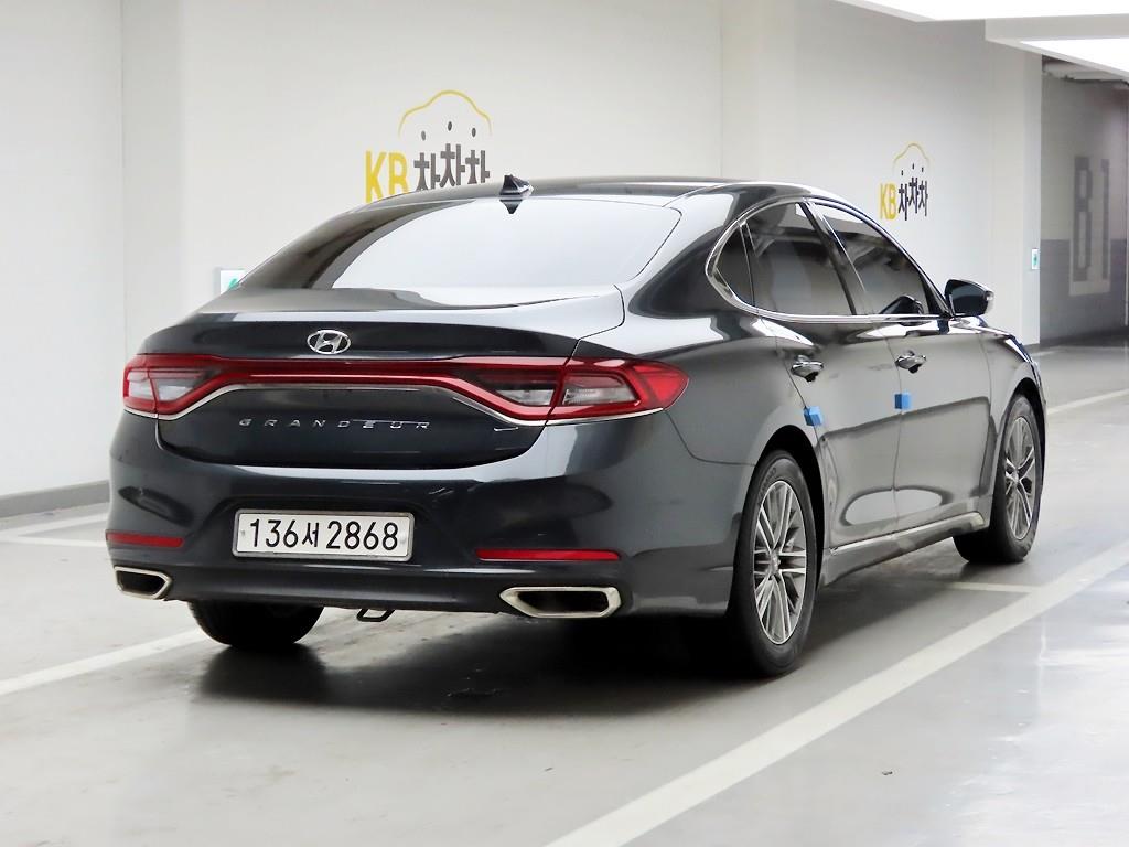 HYUNDAI Grandeur - Vista 4