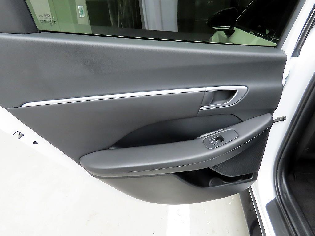 HYUNDAI Sonata 2023 - Importación desde Corea - HF Imports Iquique - Foto 15