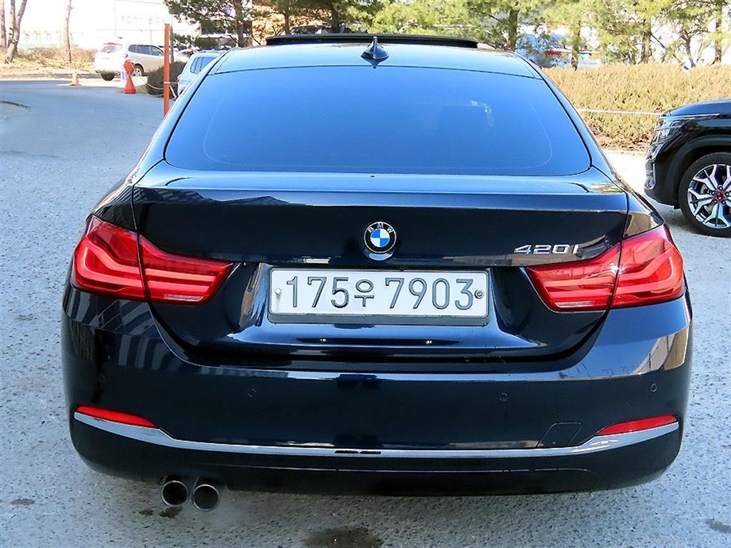 BMW 4 Series - Vista 4