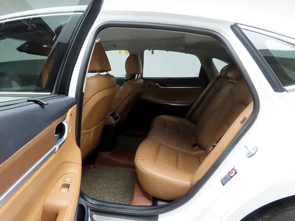 HYUNDAI Grandeur 2019 Blanco - Importación desde Corea - HF Imports Iquique - Foto 13