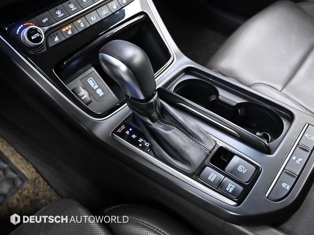 HYUNDAI Grandeur - Vista 9