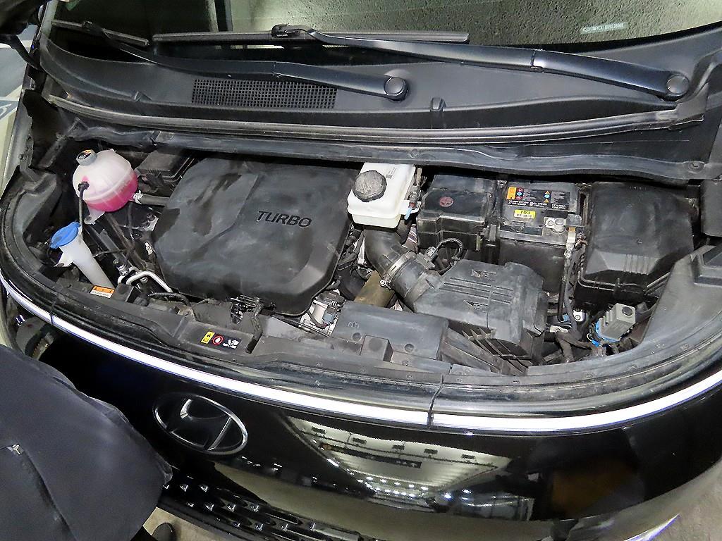 HYUNDAI Staria 2023 Negro - Importación desde Corea - HF Imports Iquique - Foto 18