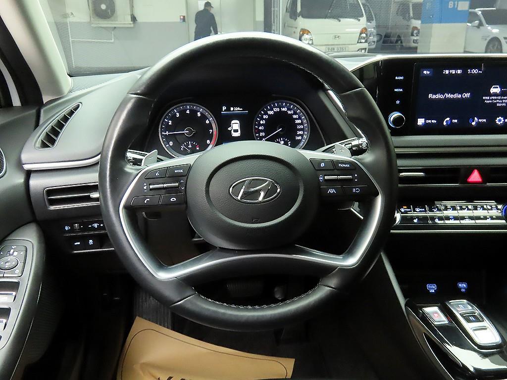 HYUNDAI Sonata - Vista 7