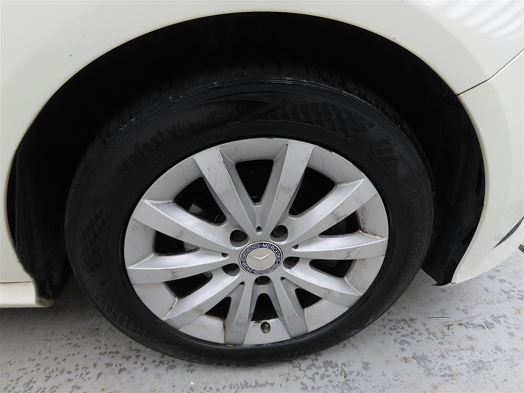 Mercedes Benz A Class 2015 Blanco - Importación desde Corea - HF Imports Iquique - Foto 20