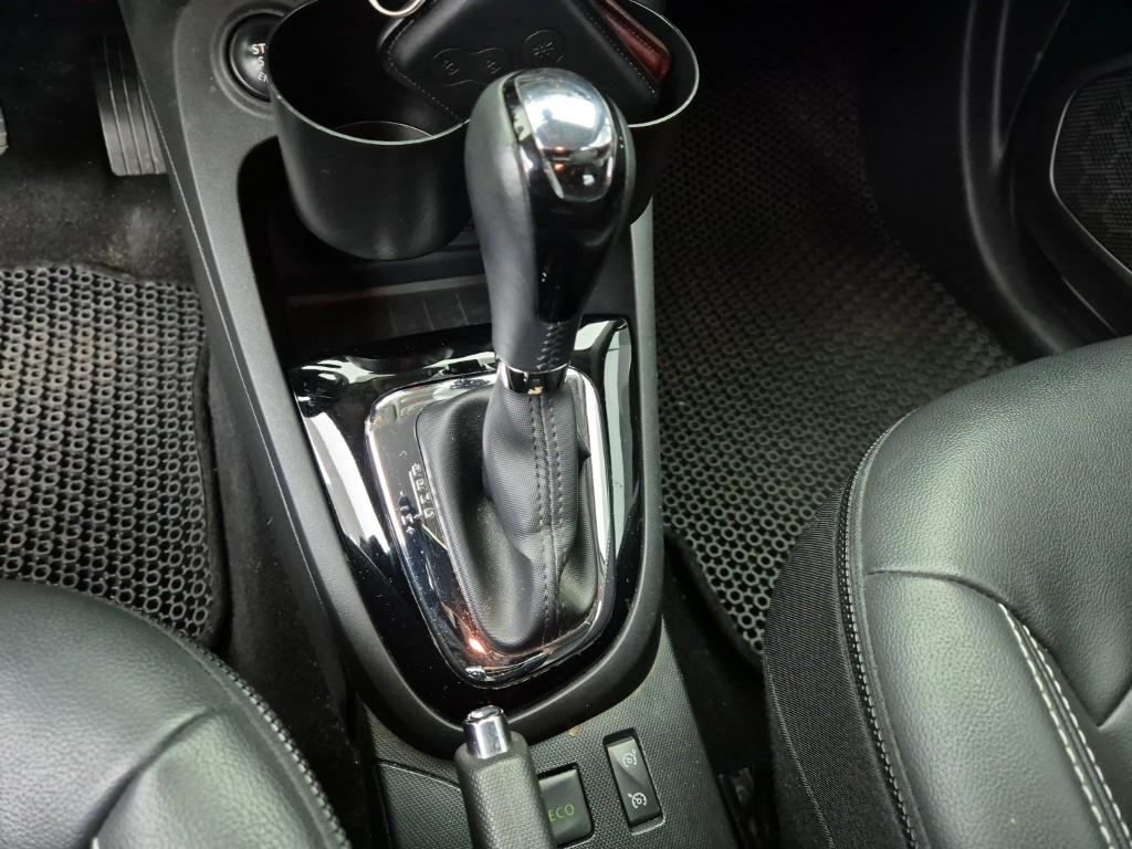 SAMSUNG QM3 - Vista 8