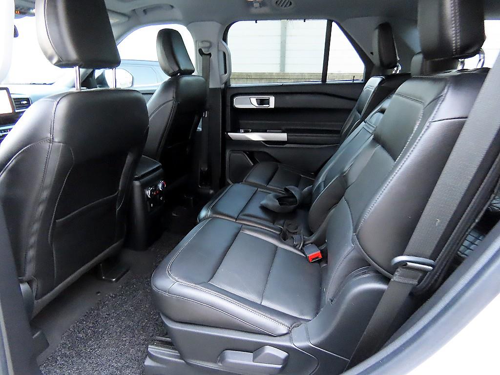 Ford Explorer - Vista 6