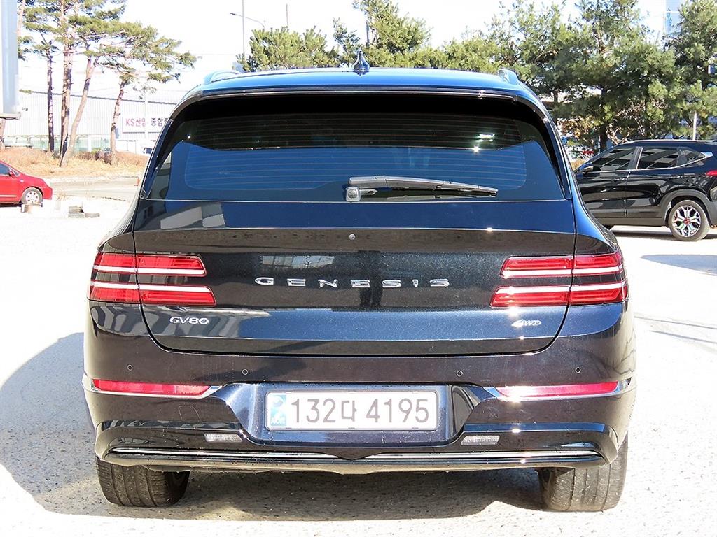 Genesis GV80 - Vista 4