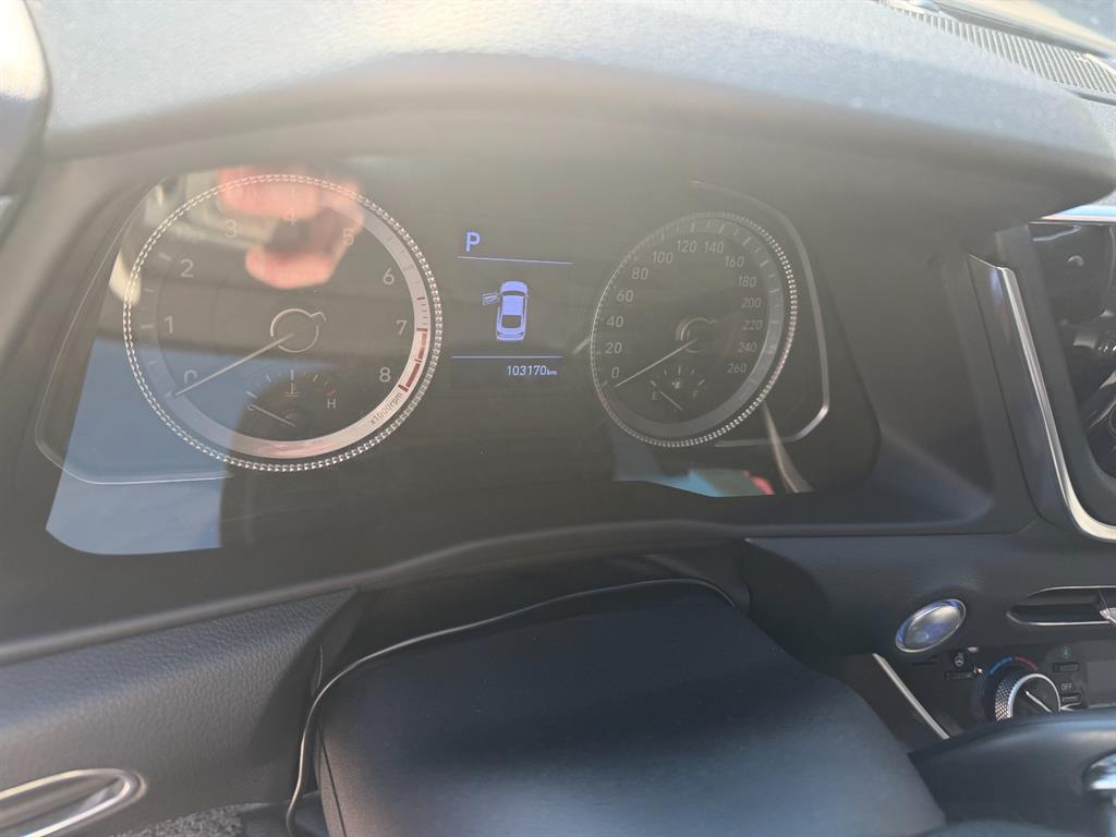 HYUNDAI Sonata - Vista 5