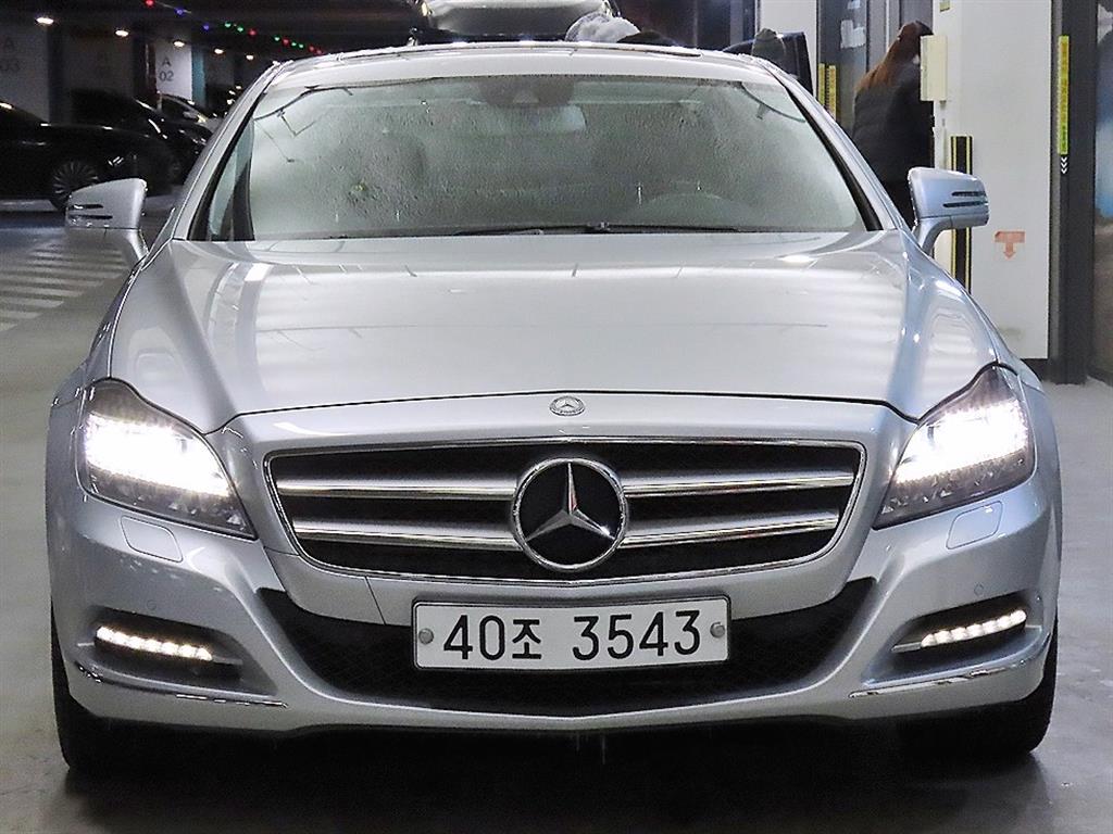 Mercedes Benz CLS Class - Vista 2