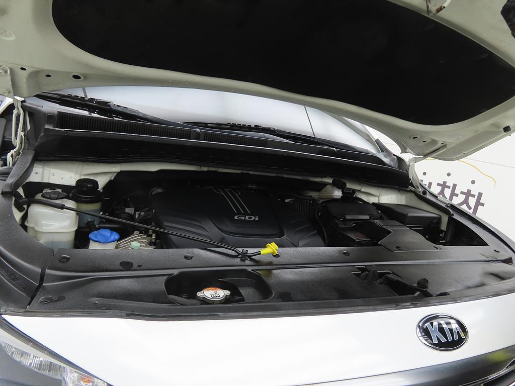 KIA Carnival 2017 Blanco - Importación desde Corea - HF Imports Iquique - Foto 19