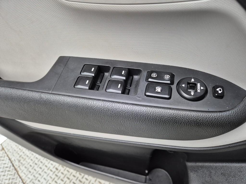 KIA Ray 2016 Blanco - Importación desde Corea - HF Imports Iquique - Foto 16