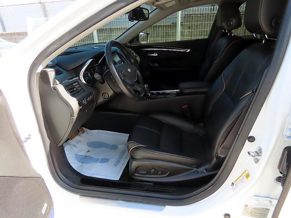 Chevrolet Impala - Vista 5