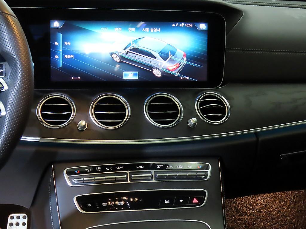 Mercedes Benz E class - Vista 11